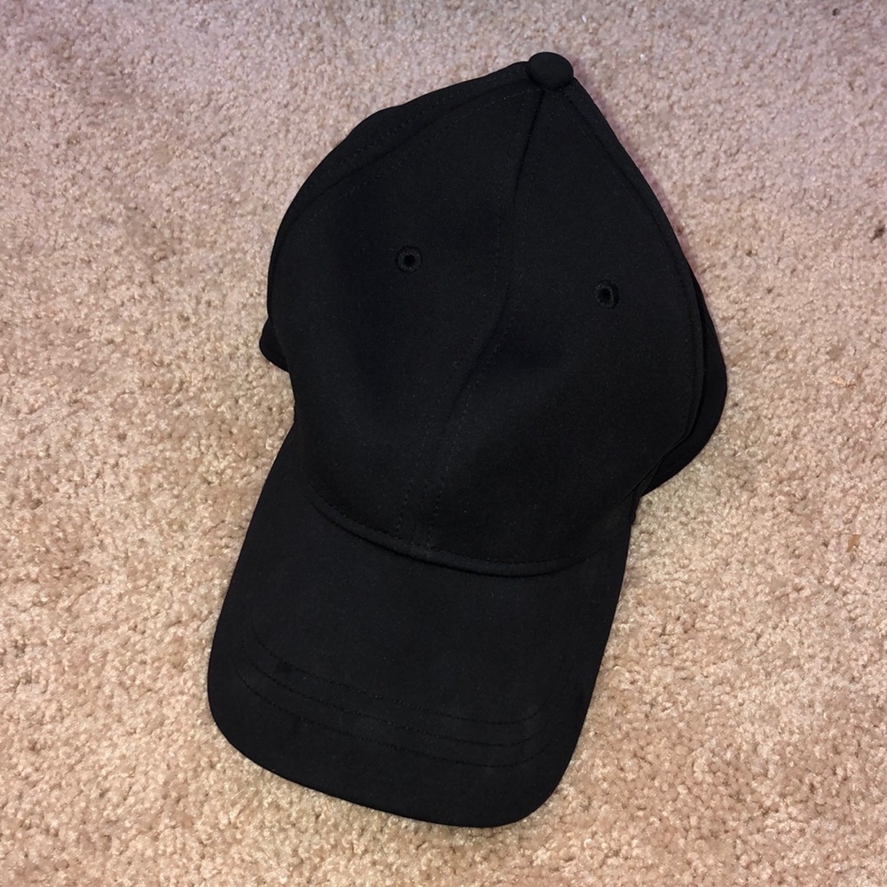 Lululemon baseball cap